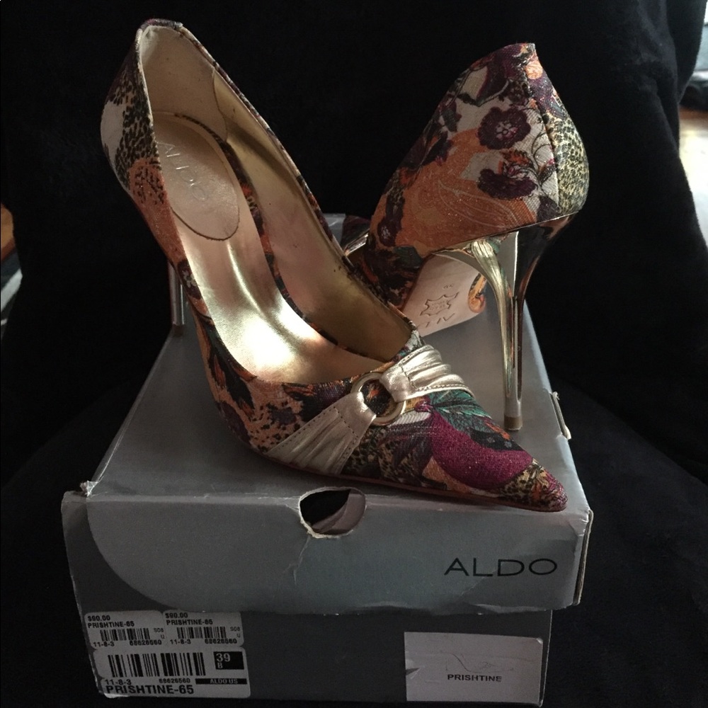 Aldo Pumps (worn once)