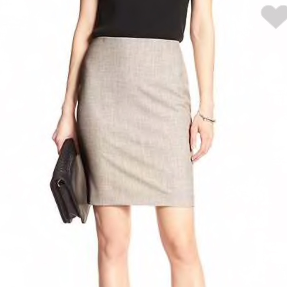 Banana Republic pencil skirt. Worn once