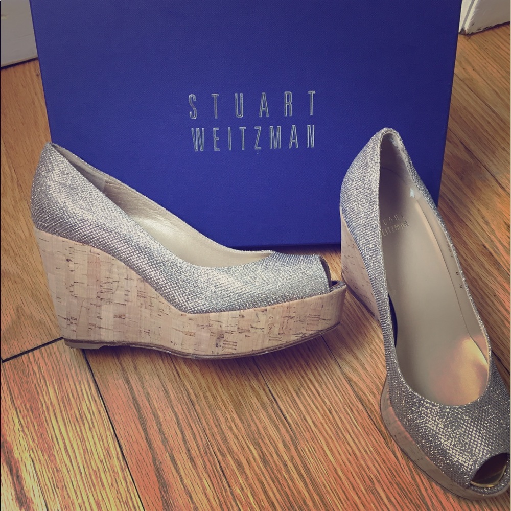Stuart Weizman Anna Wedge Shoe , Sz 6