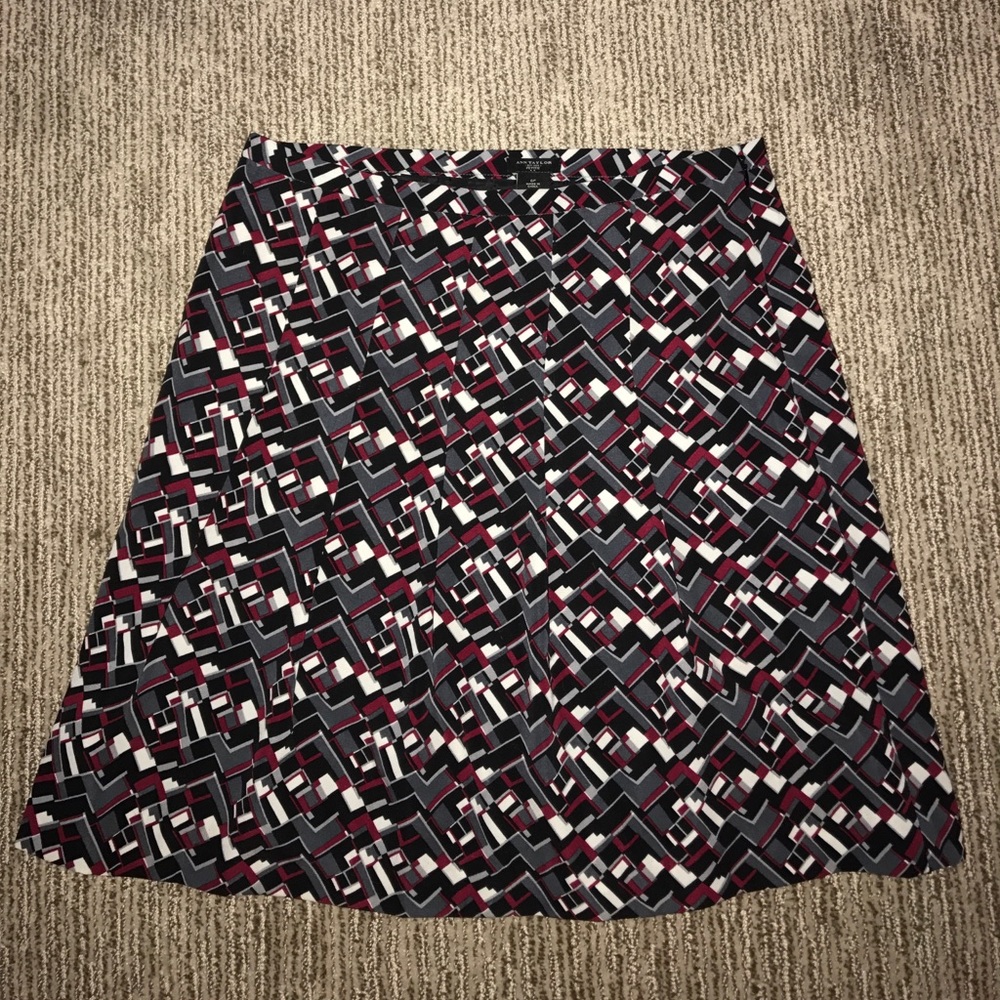 Ann Taylor Petite Skirt 🖤
