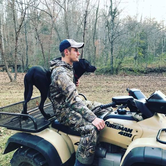 Meet your Posher, Taylor - Picture 1 of 1