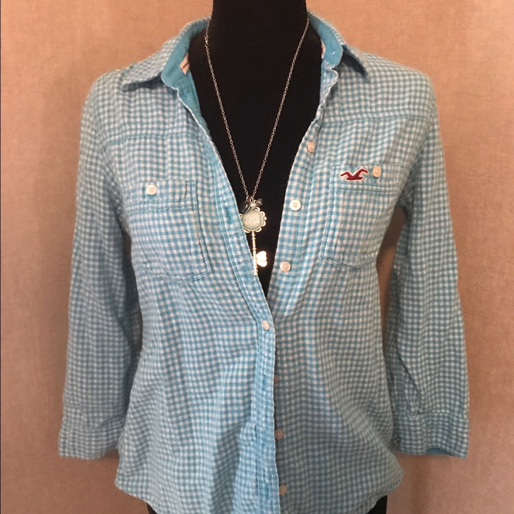 Hollister Button down long sleeve