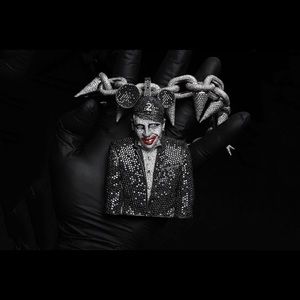 Meet your Posher, Ronnie