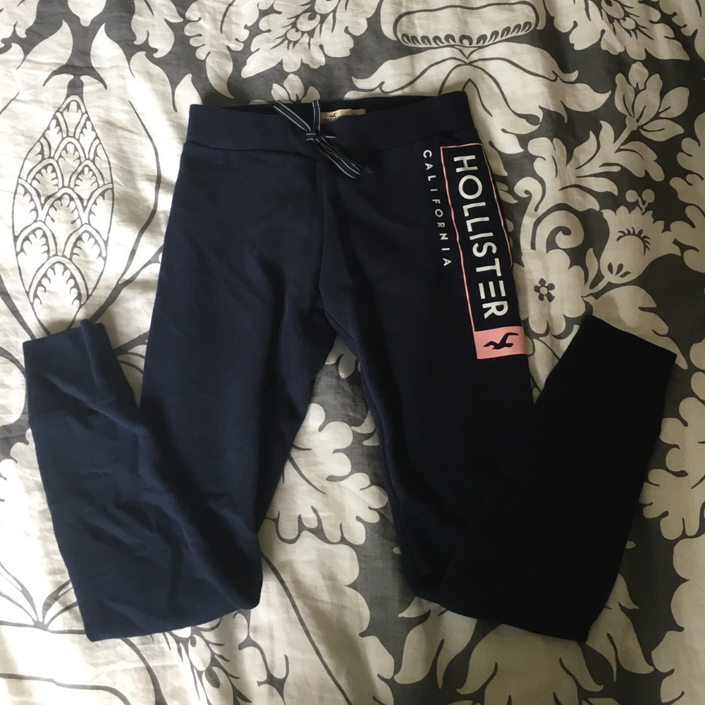 Hollister sweatpants with drawstring waist