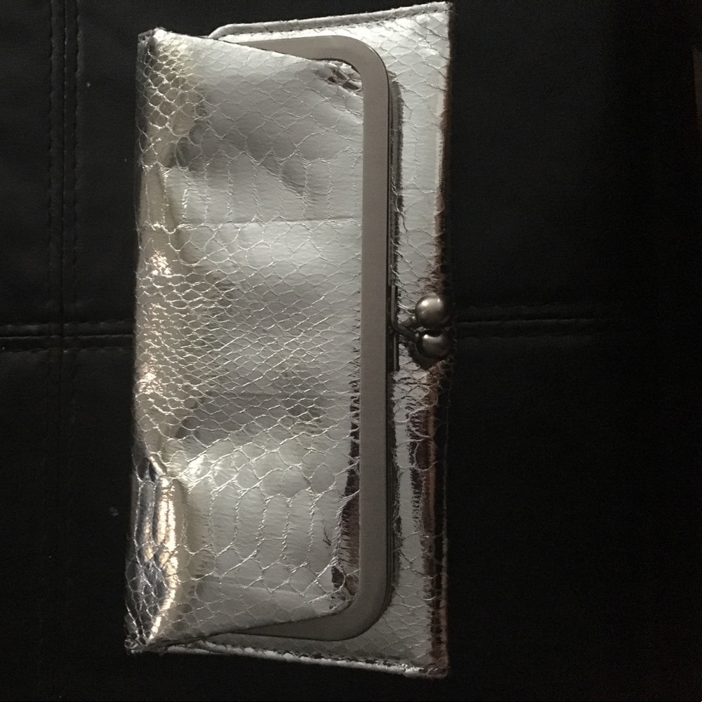 Silver clutch
