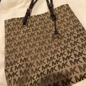 Michael Kors purse