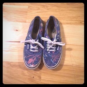 Lace up vans