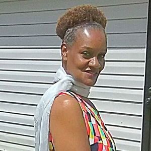 Meet your Posher, Jeannette