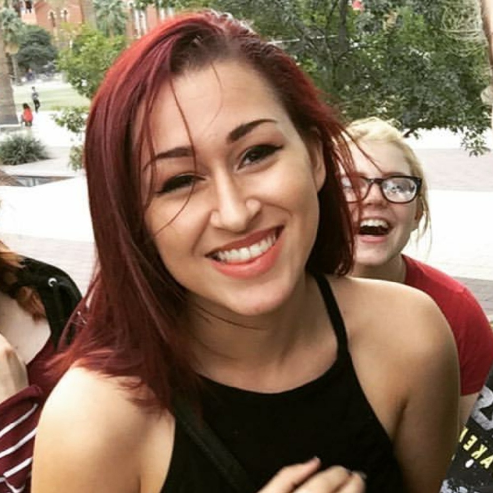 Meet your Posher, Alyssa