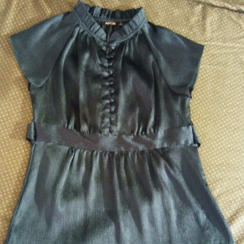 Shimmery blue ruffle collar blouse
