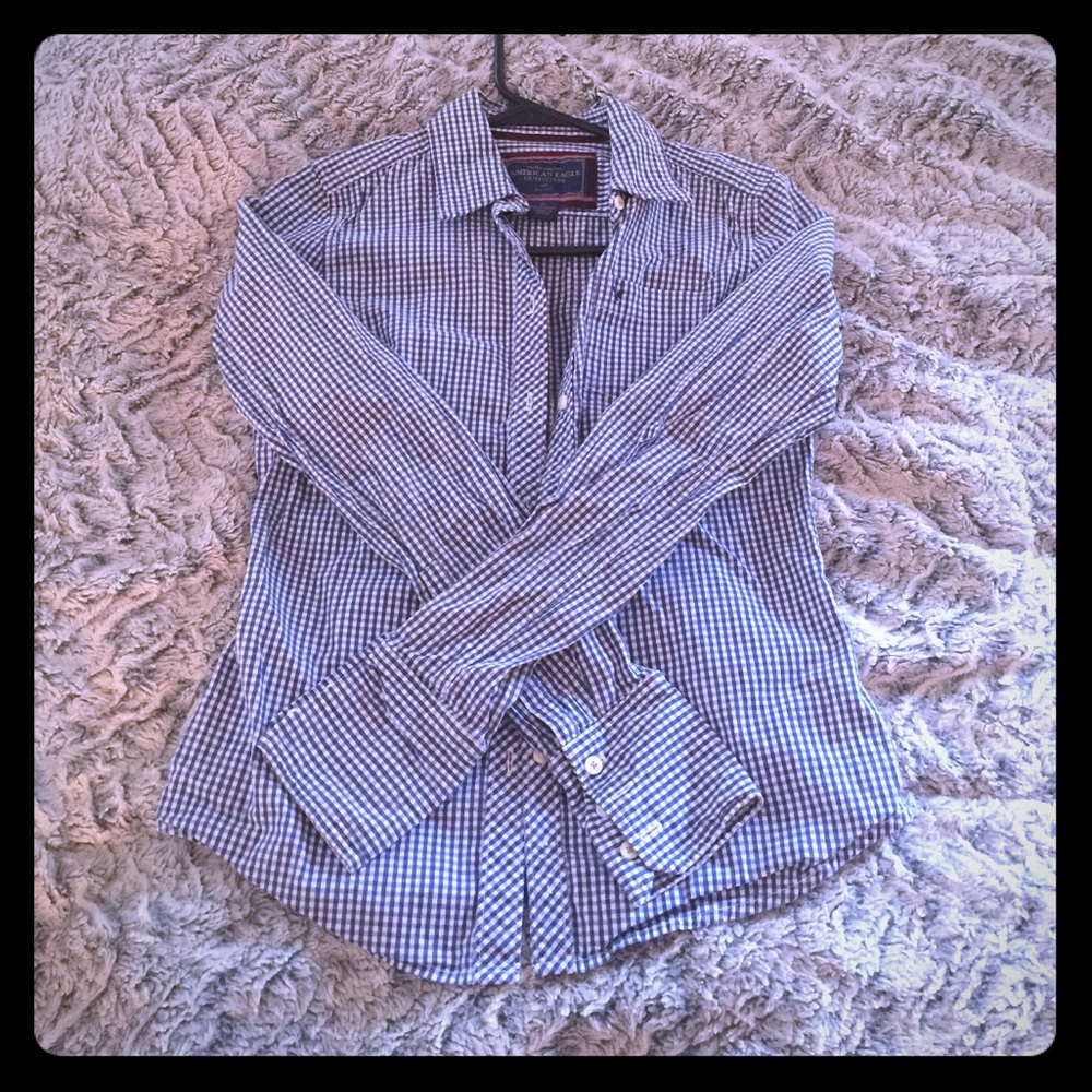 American Eagle Button Down