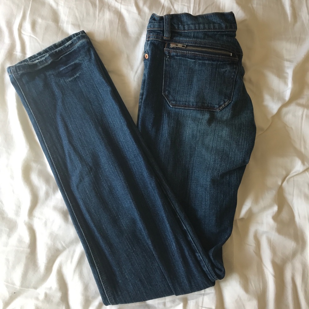 London Denim with stretch & zipper pockets