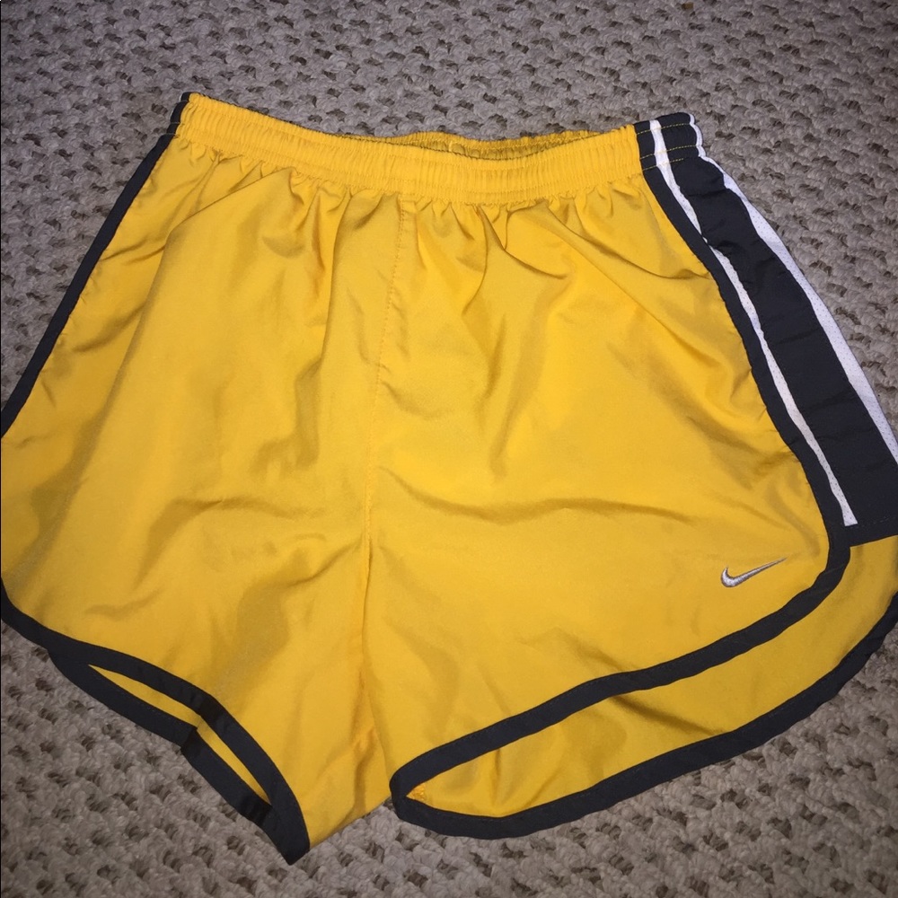 NIKE DRI FIT SHORTS