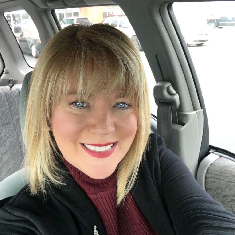 Meet your Posher, Dawn