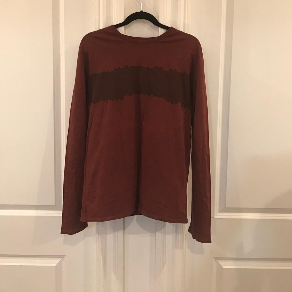 Vestige long sleeve maroon box