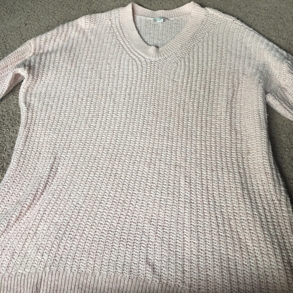 Gap sweater