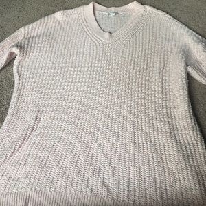 Gap sweater