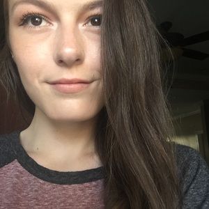 Meet your Posher, Leslie