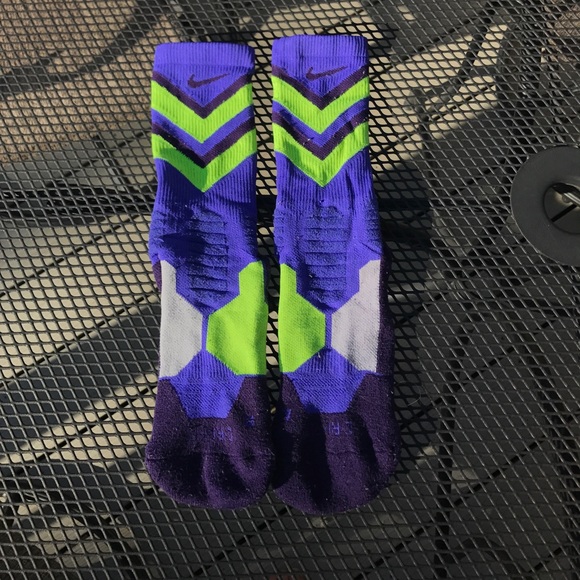 Nike Hyper Elites - Picture 1 of 3