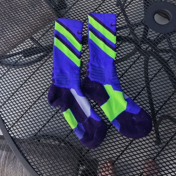 Nike Hyper Elites - Picture 3 of 3