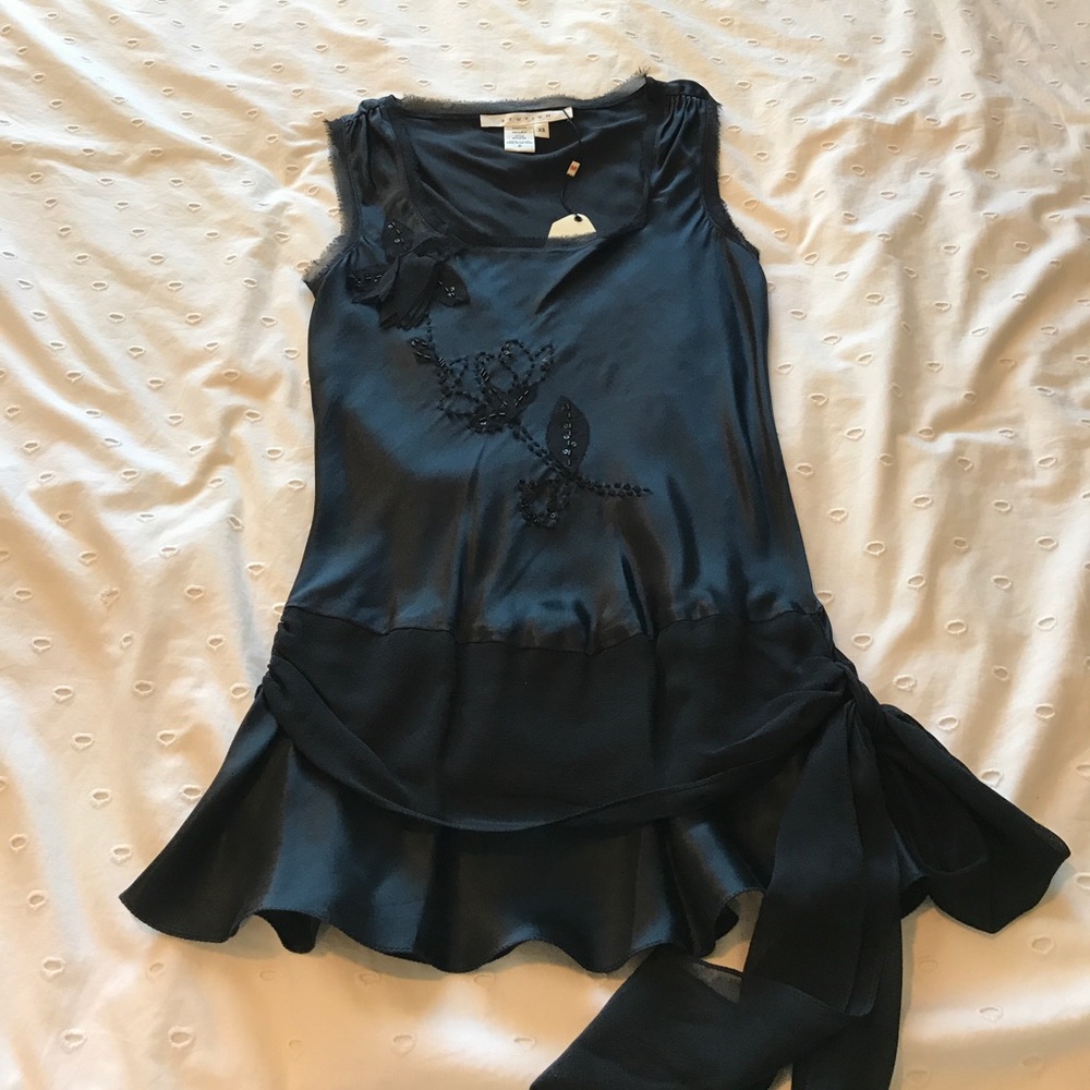💯% silk Studio M black chiffon embroidered top