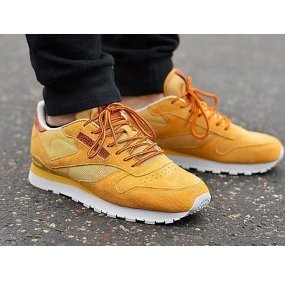 REEBOK