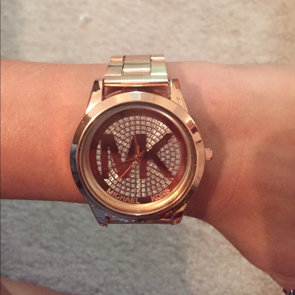 Look alike Michael Kors