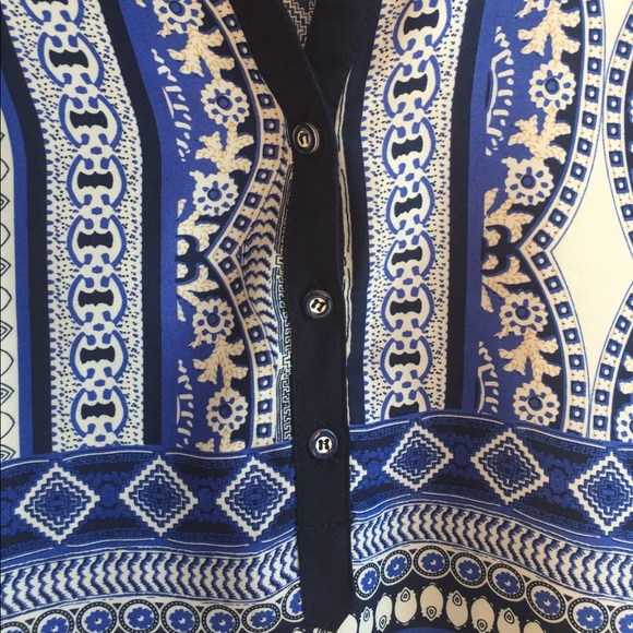 Hi-lo ModCloth patterned blouse - Picture 2 of 4