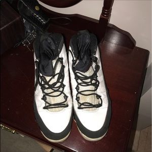 Jordan retro 9 (2010 Release) fair condition