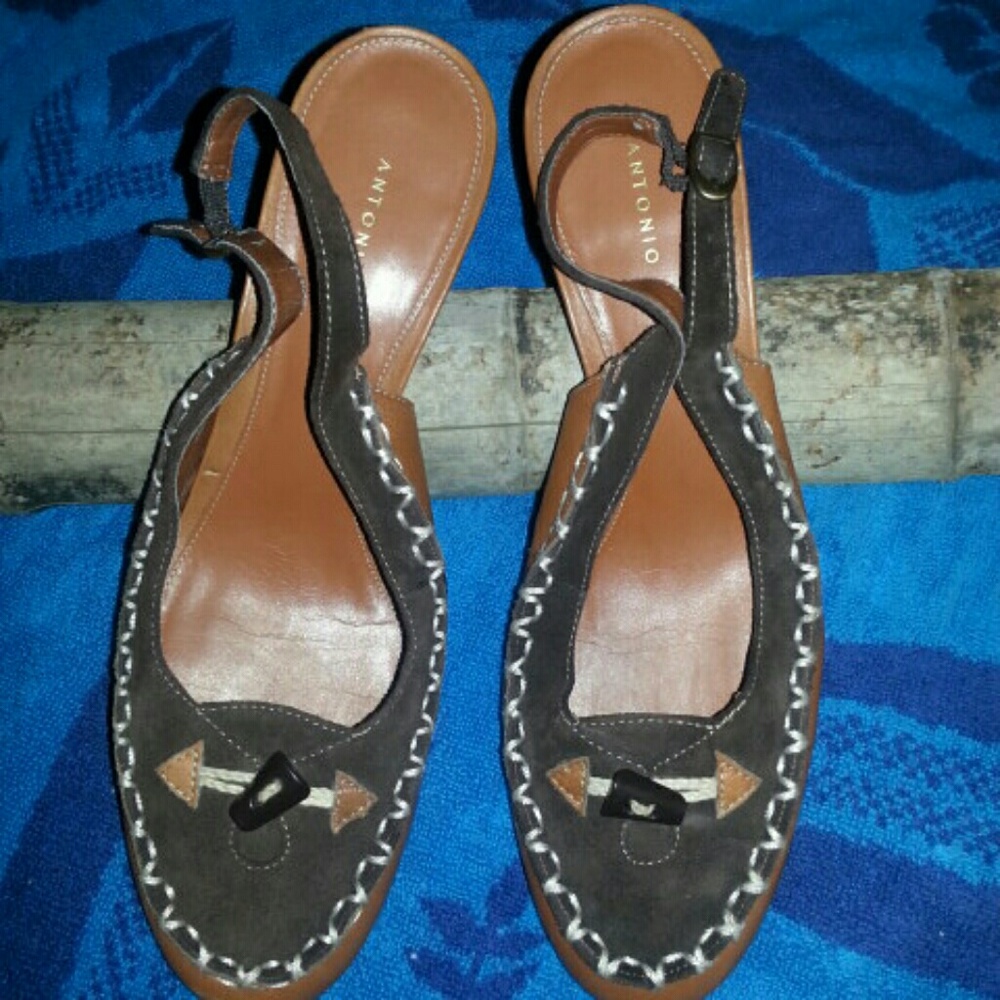 Shoes - Picture 1 of 3