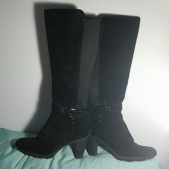 Aquatalia black suede knee high boots - Picture 5 of 5