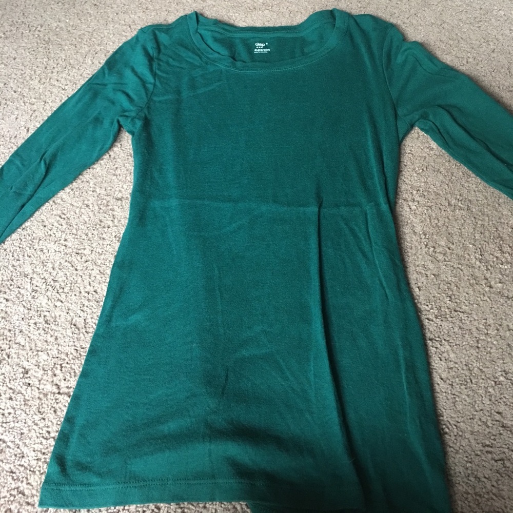 Gap long sleeve shirt