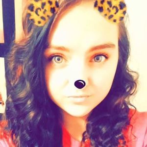 Meet your Posher, Michaela