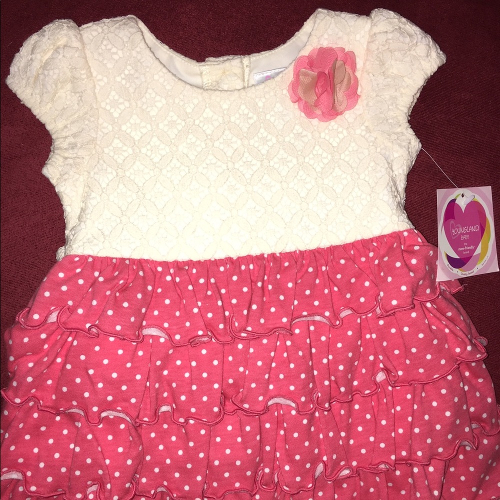 Girl's white and pink dress