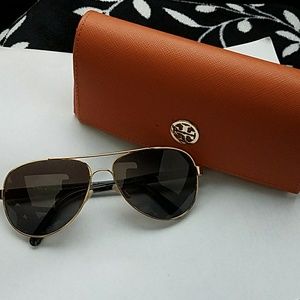 Tory Burch Aviators, polarized, gold/blue