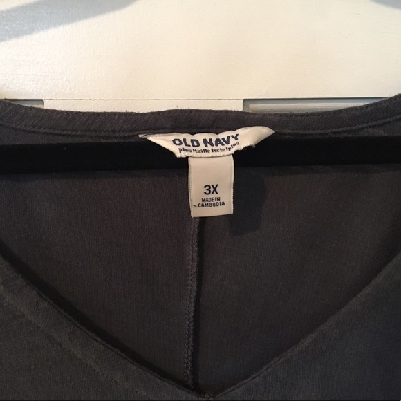old navy - grey v-neck banded tee - Picture 3 of 3