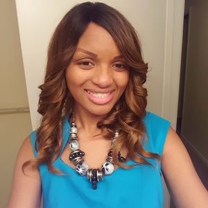 Meet your Posher, Daneeta