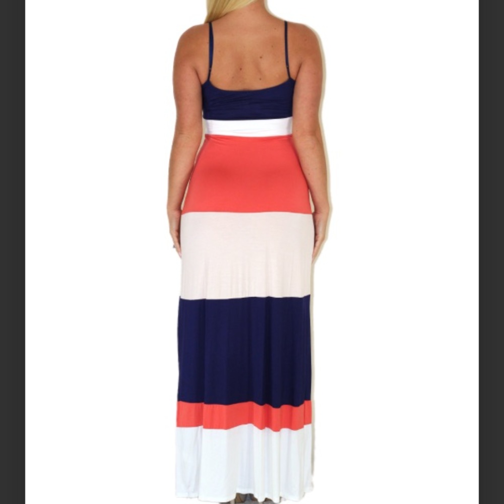 Color Block Maxi Dress - Picture 2 of 2