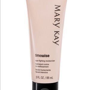 NWT Mary Kay Timewise age-fighting moisturizer