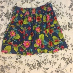 Size m Hollister skirt