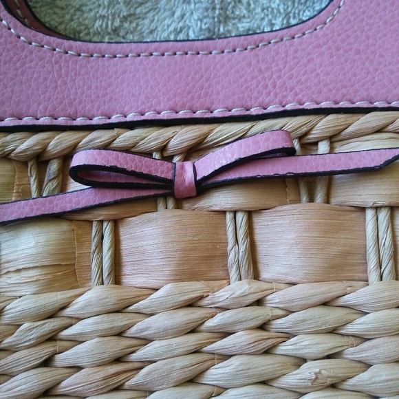 5/$20 VERY CUTE HANDBAG - Picture 4 of 6