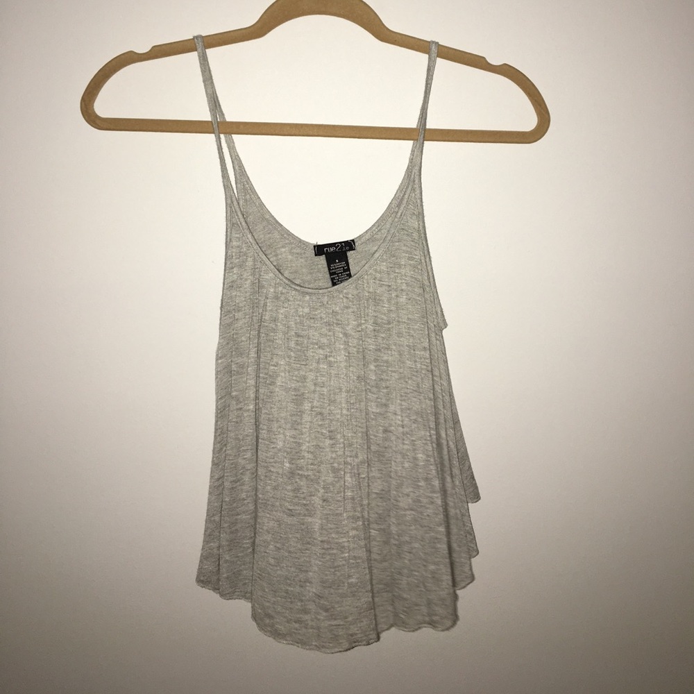Grey tank top