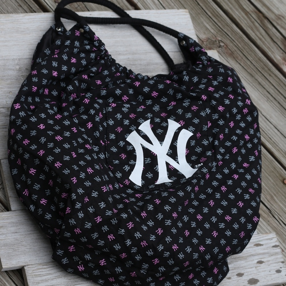 Yankees bag
