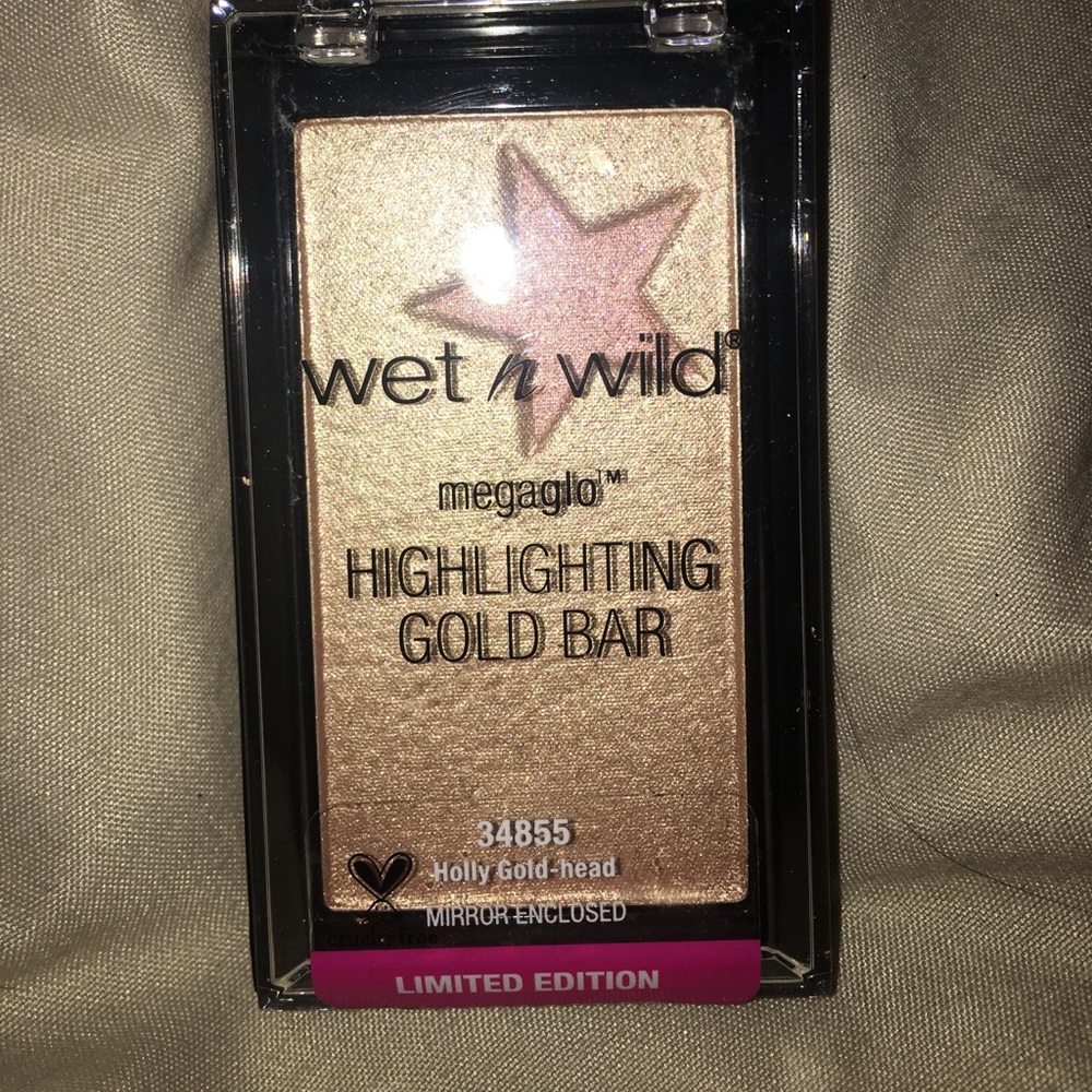 WetnWild Megaglo Highlighting Gold Bar
