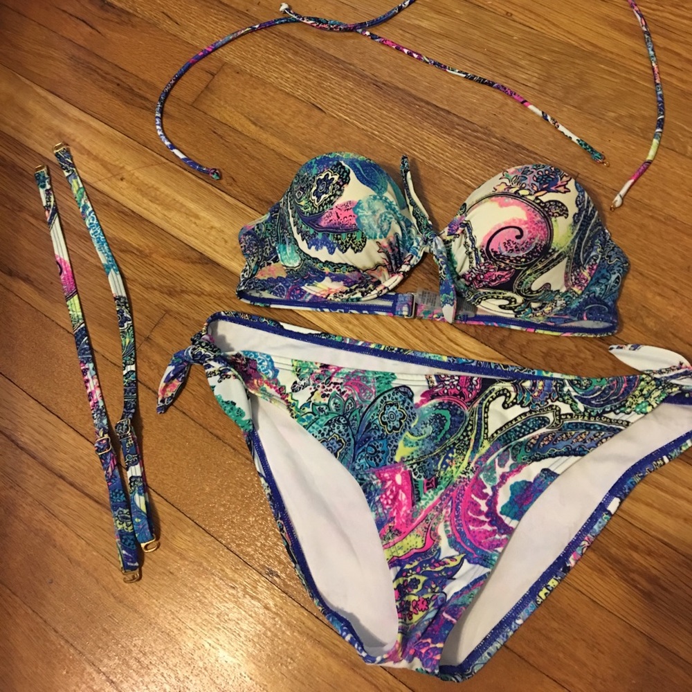 Victoria's Secret bikini set