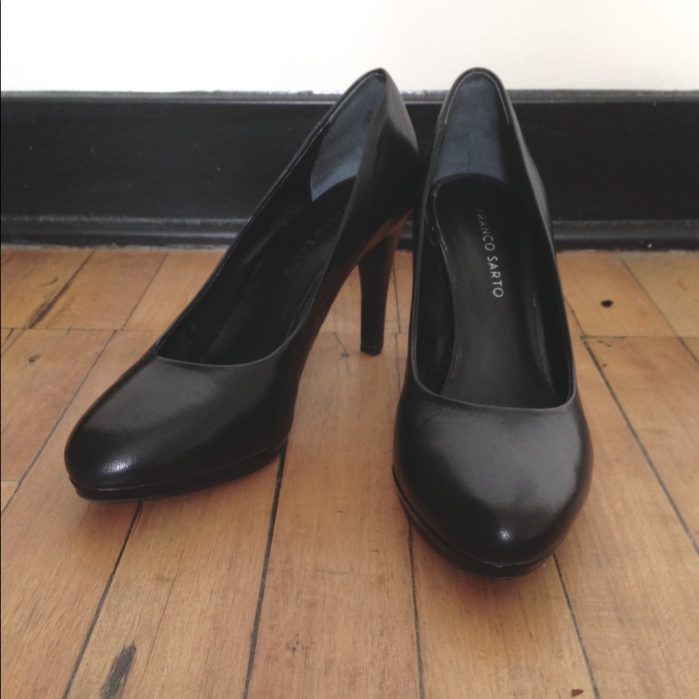 Franco Sarto black leather dress 3" heels