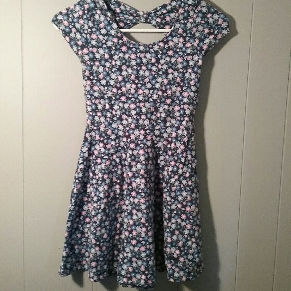 Abercrombie girls floral dress