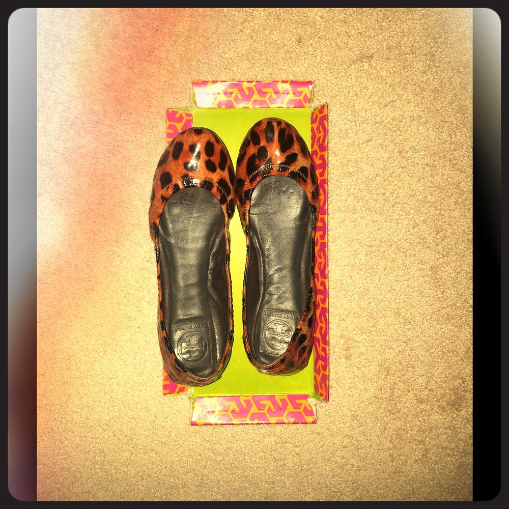 Leopard print Tory Burch patent Eddie flat.
