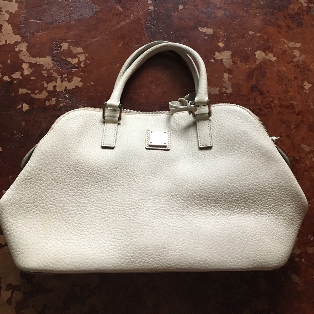 Dooney & Bourke bag