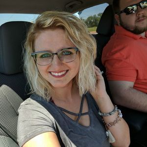 Meet your Posher, Kayla